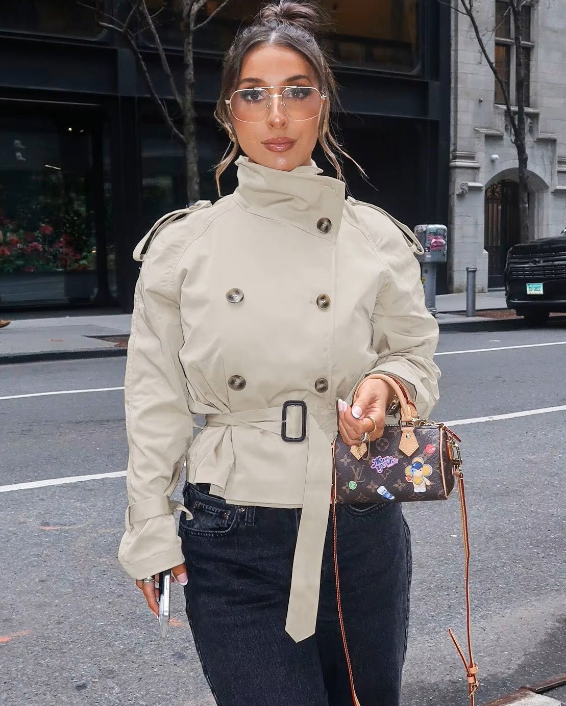 Teresa Gabardina Británica con Cinturón