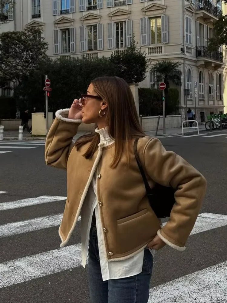 Abrigo de ante sintético con piel sintética Aralyn