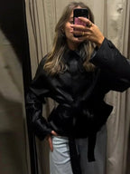 Chaqueta Tabitha de polipiel con cinturón