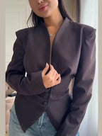 Blazer Entallado con Hombros Marcados Tricia