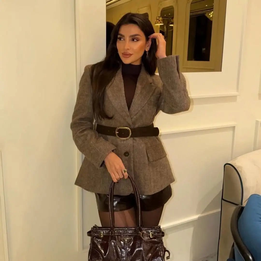Blazer Yalina espiguilla con cinturón