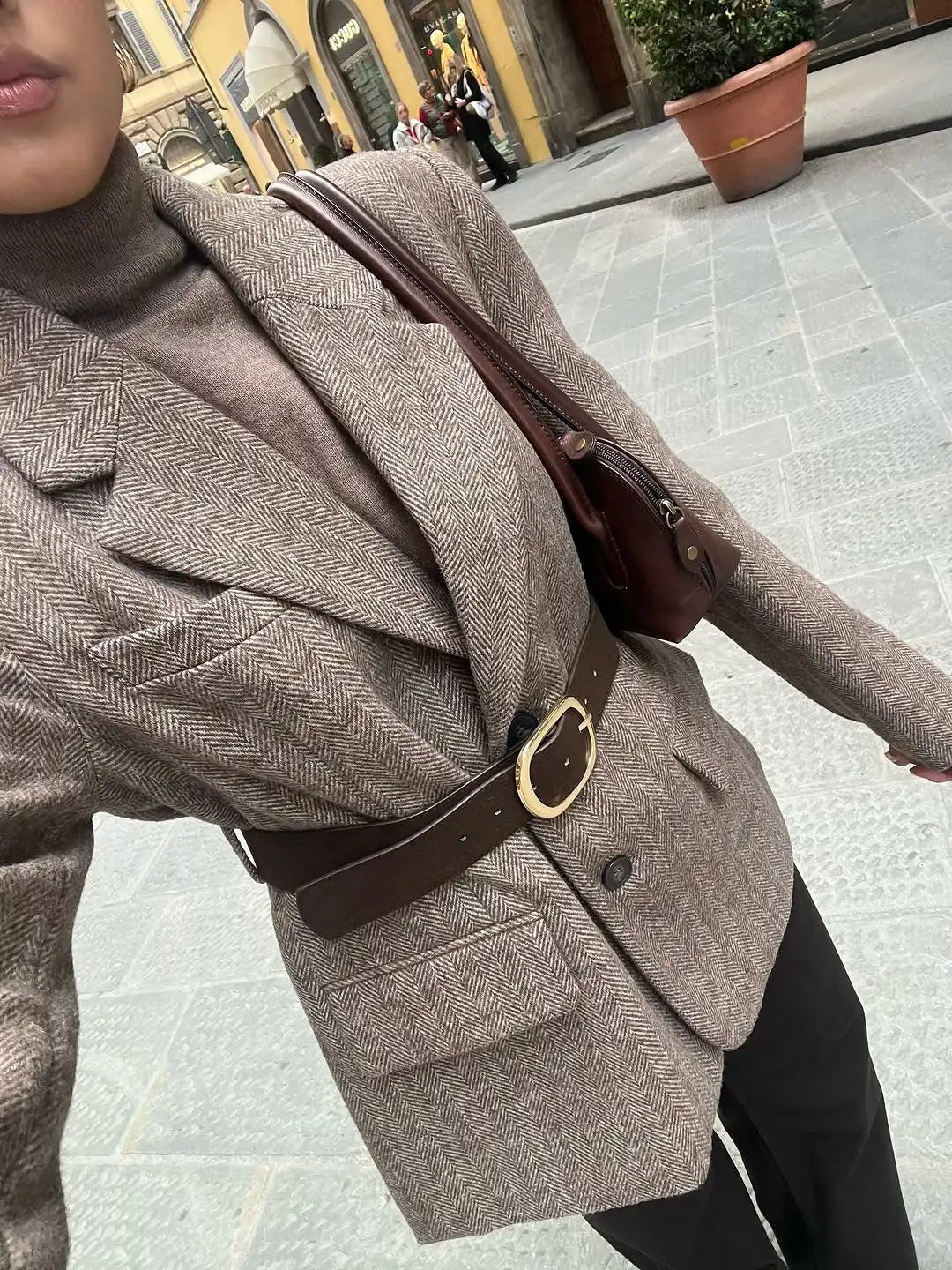 Blazer Yalina espiguilla con cinturón
