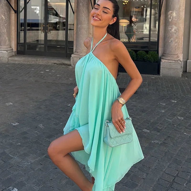 Sienna Vestido Mini Halter Fluido