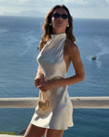 Bianca vestido mini de satén escote en la espalda