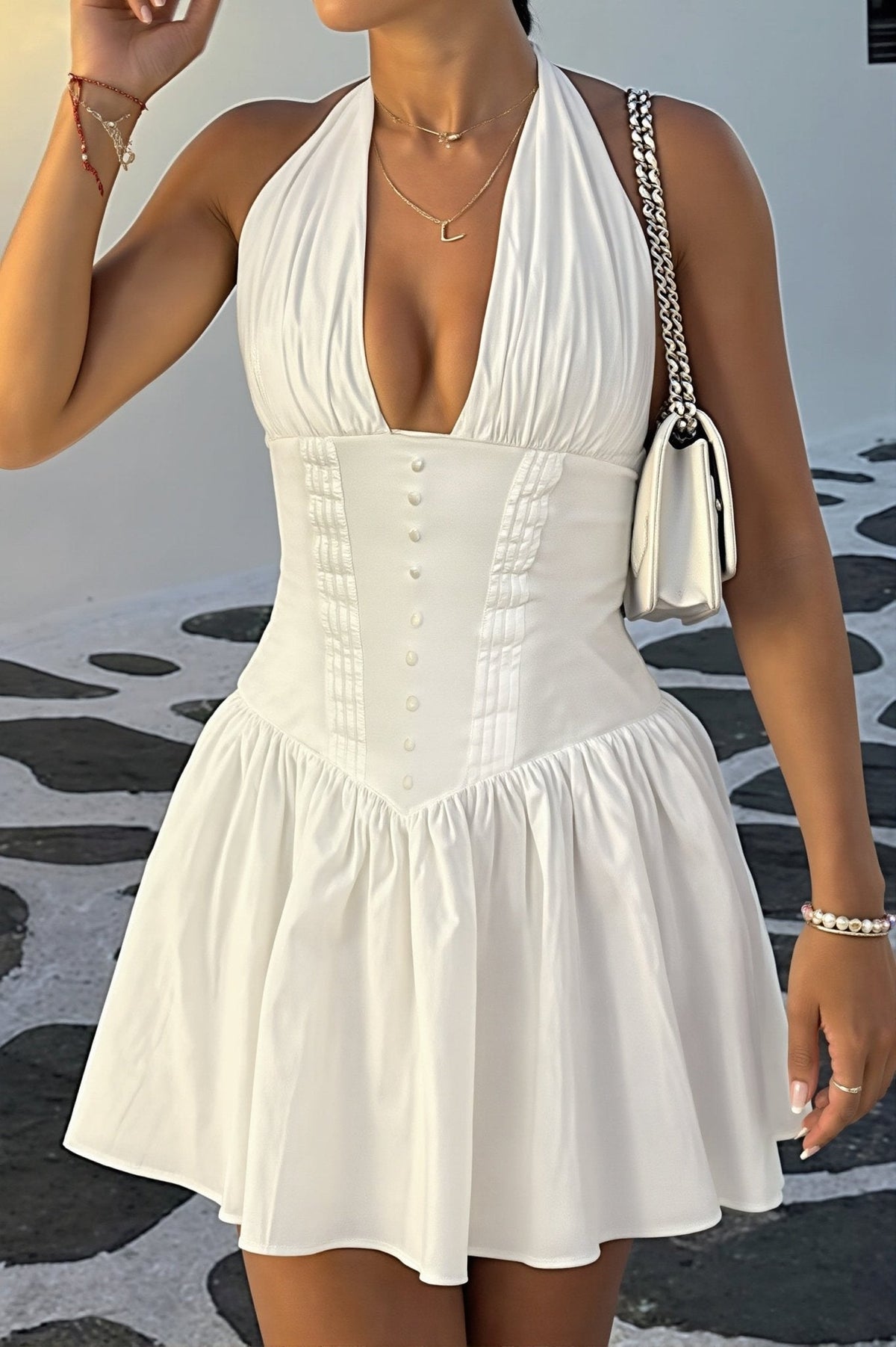 Kyra Vestido Mini Halter Ajustado