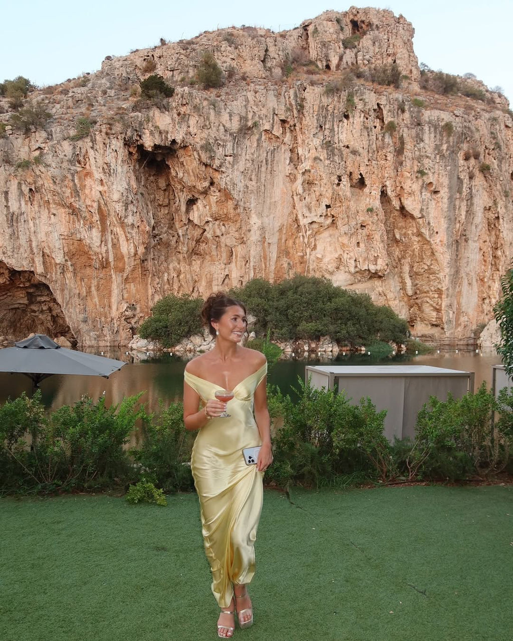 Vestido Maxi de Satén Espalda Descubierta Serene