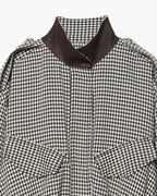 Bomber Emma con cuello alto y cuadros