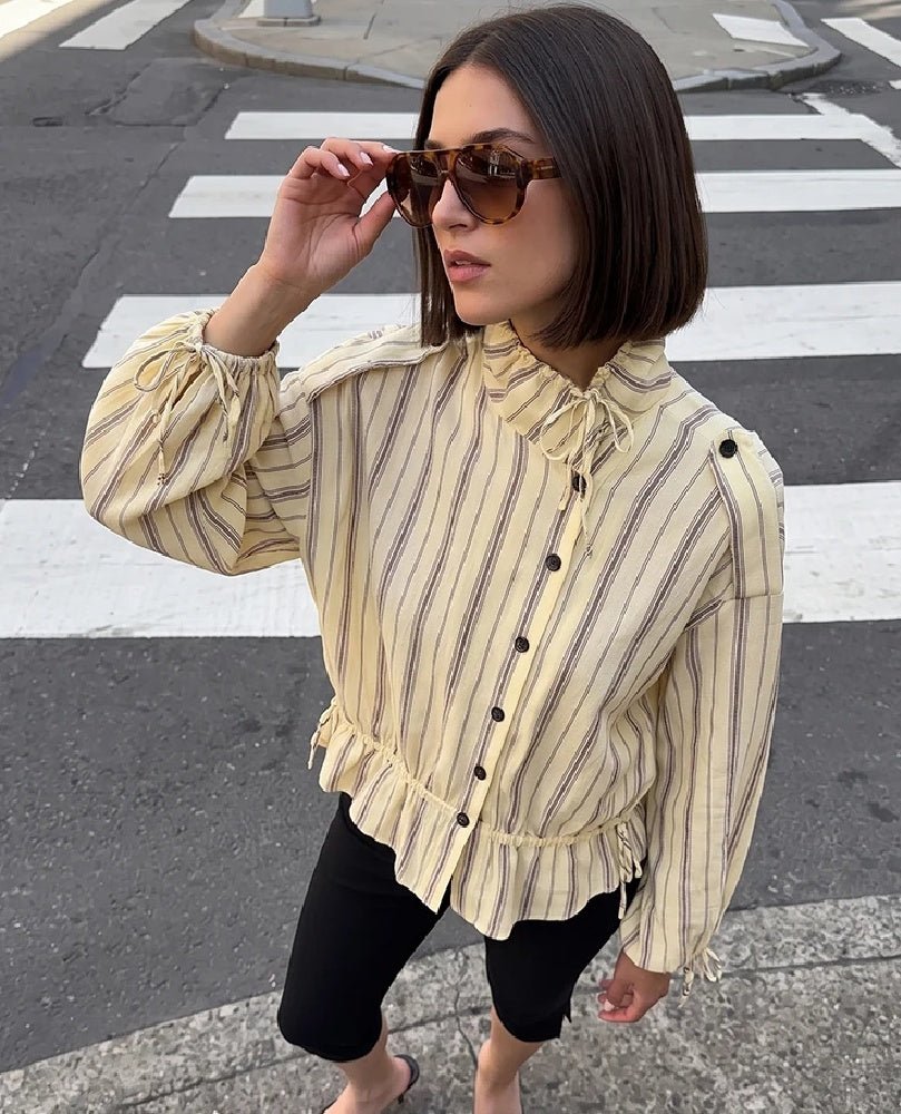 Chaqueta Gina con cuello alto y rayas