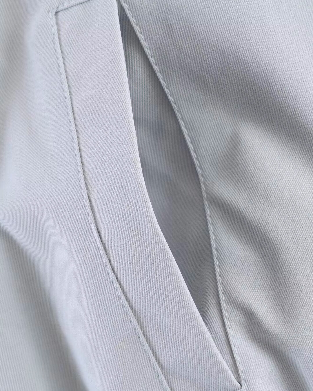 Chaqueta Jenny con Cuello Alto y Cremallera