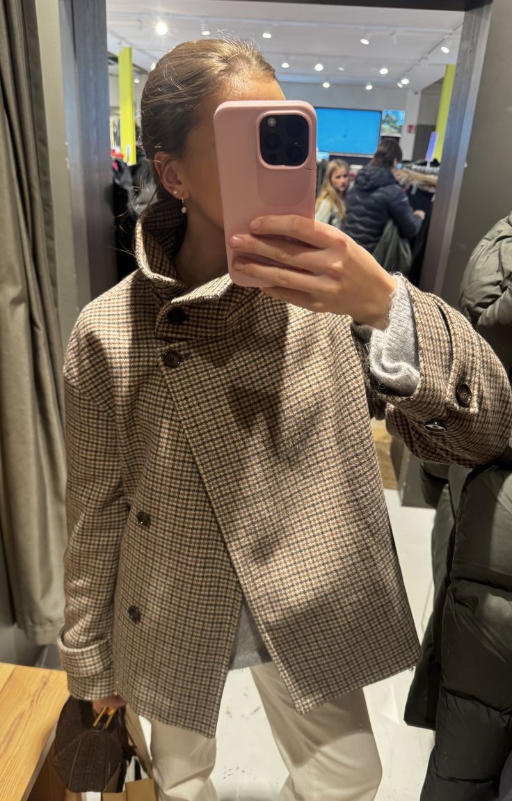 Chaqueta corta Ava con cuello embudo y pata de gallo