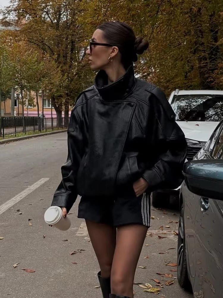 Carla cazadora asimétrica de cuero