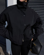 Chaqueta Clara de cuello alto
