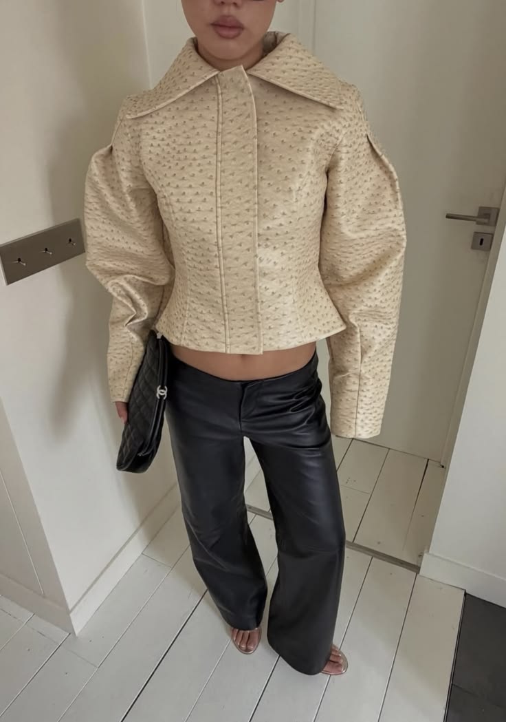 Chaqueta Rosette de polipiel efecto avestruz