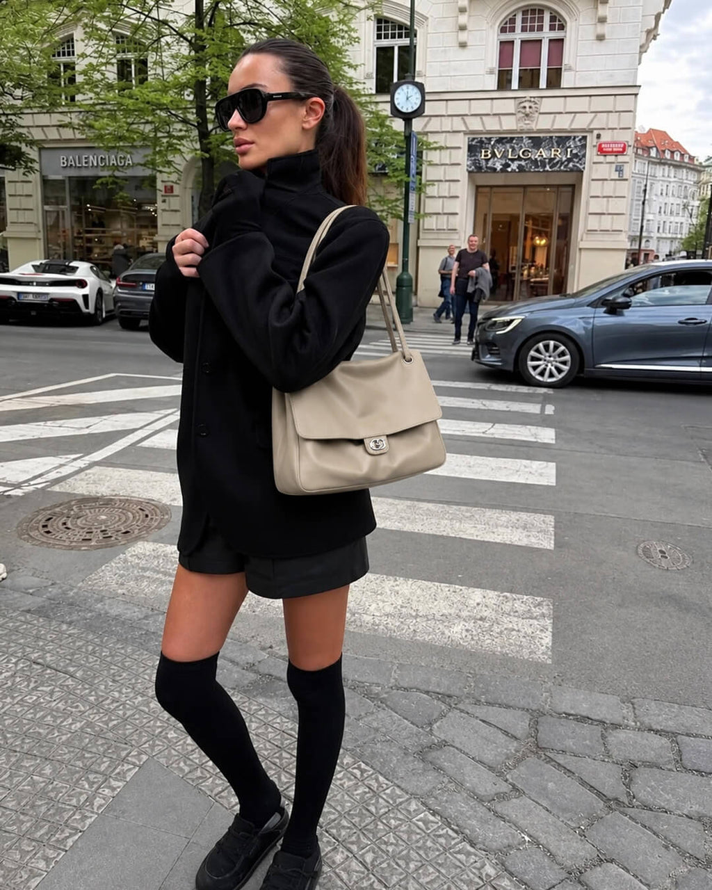 Bolso de solapa Josie con hebilla