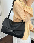 Bolso de solapa Josie con hebilla