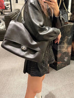 Bolso de solapa Josie con hebilla
