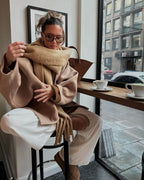 Bufanda de invierno con borlas Tanya