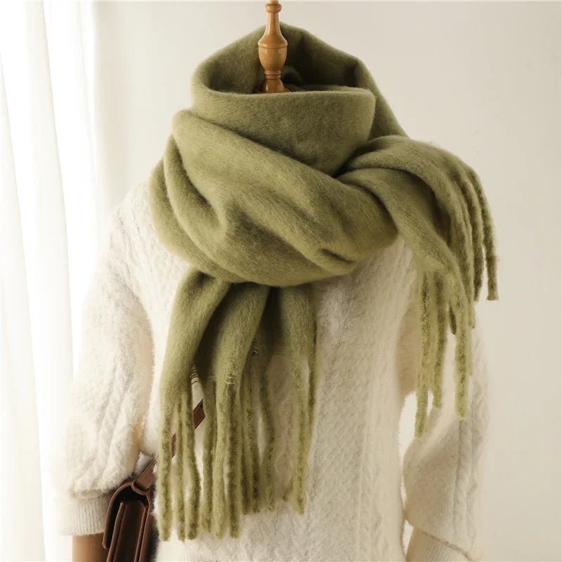 Bufanda de invierno con borlas Tanya
