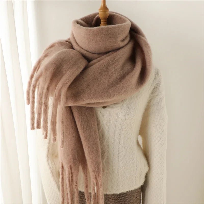 Bufanda de invierno con borlas Tanya