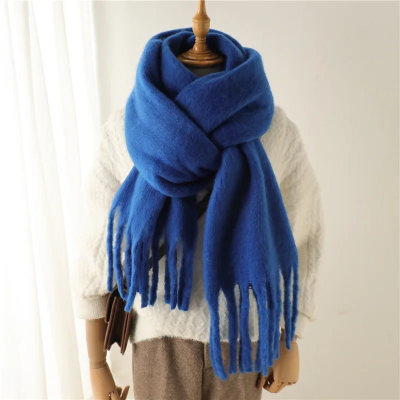 Bufanda de invierno con borlas Tanya