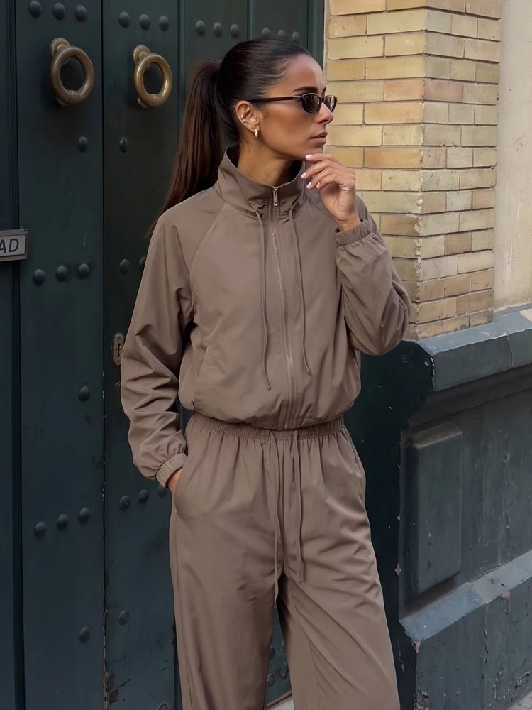 Chaqueta y Pantalones Anchos Amy Conjunto Deportivo