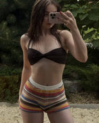 Conjunto Jasmin de suéter corto crochet y shorts