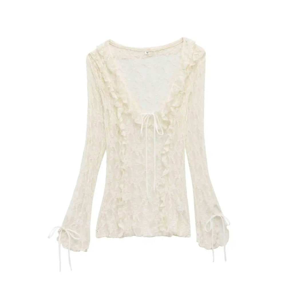 Top Mary con cuello de encaje en capas