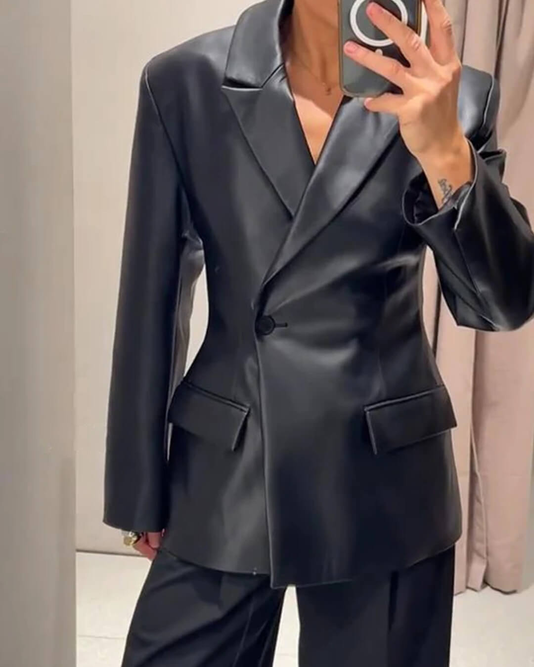 Blazer Nia de cuero sintético