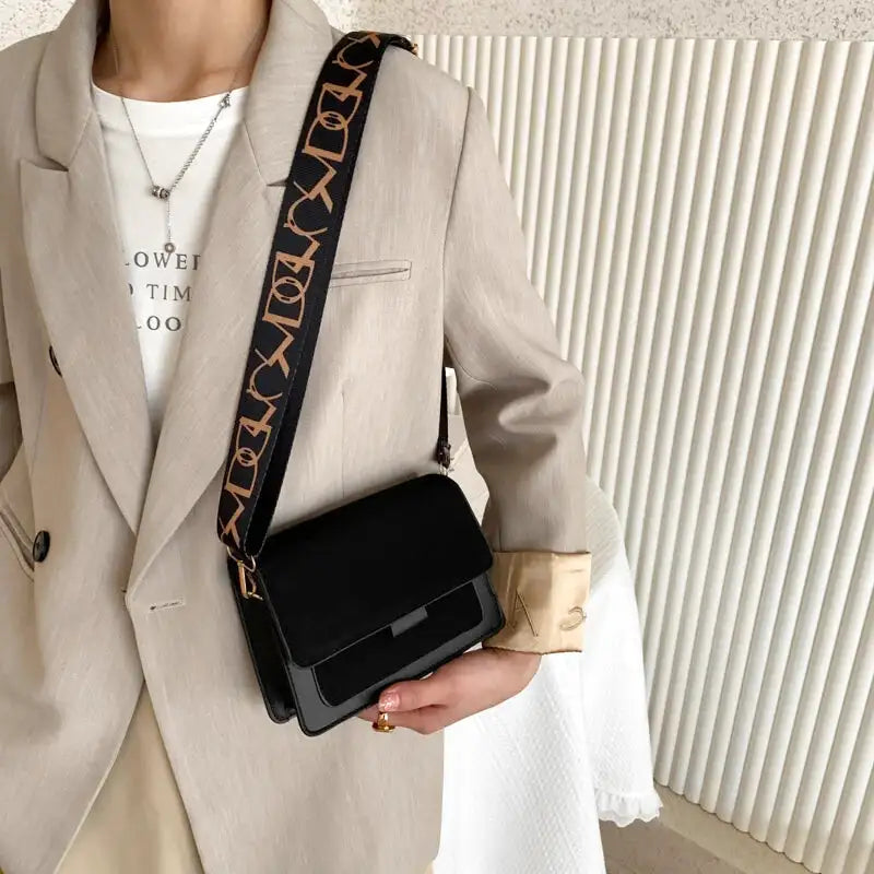 SUSANA - Bolso Bandolera Chic con Solapa