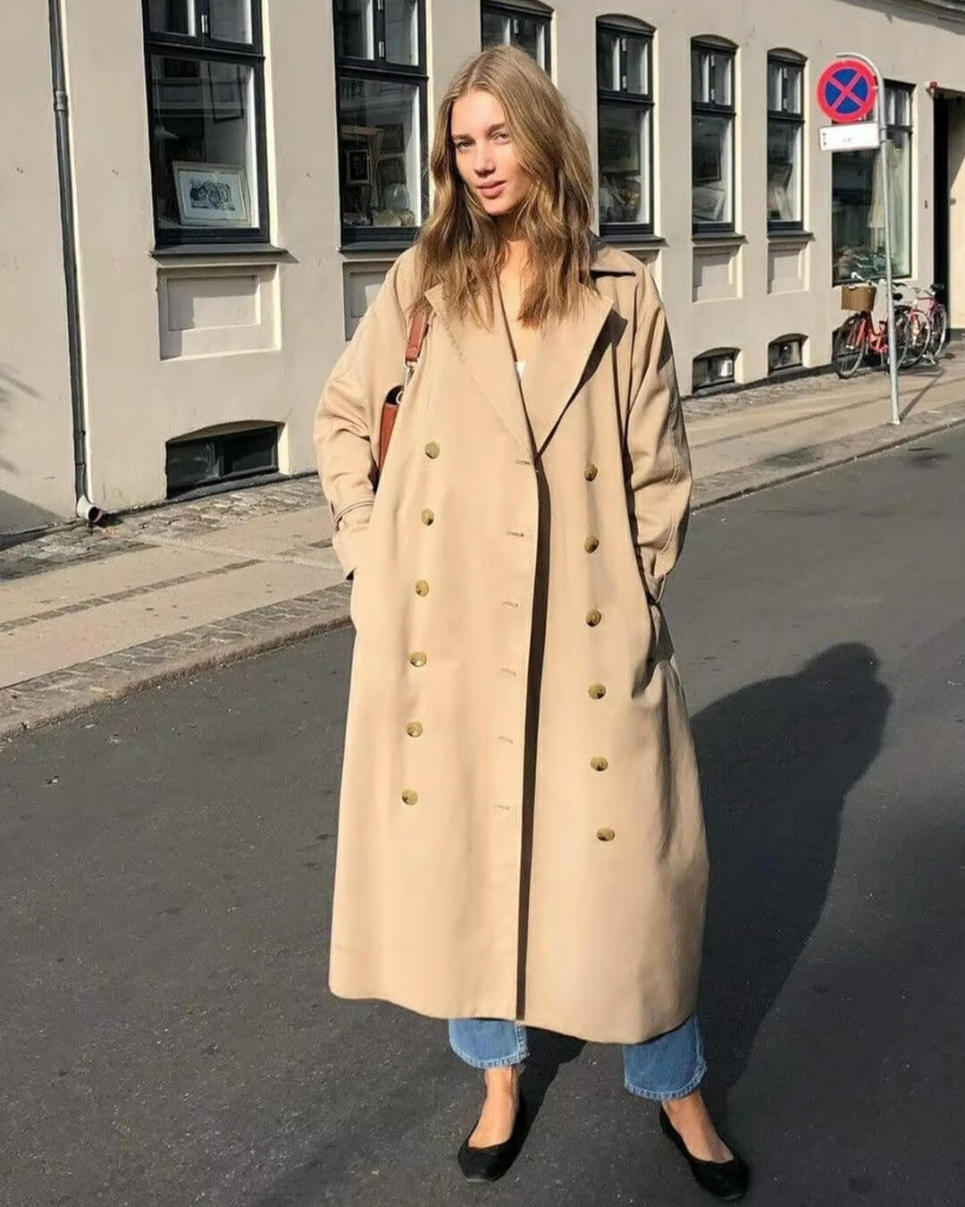 Trench Melissa clásico cruzado de doble botonadura